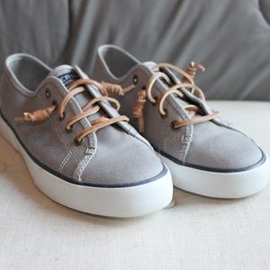 NWOT Sperry Crest Vibe Sneaker Grey